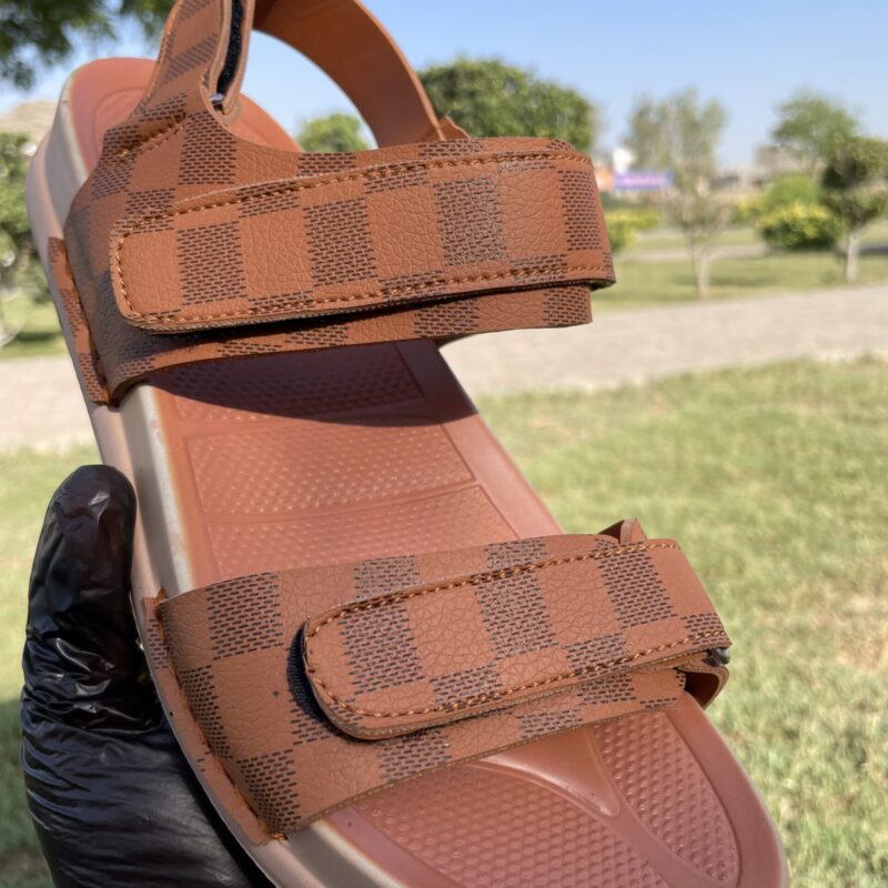 UrbanFlex Men’s Strap Sandals – Secure Fit & All-Day Comfort